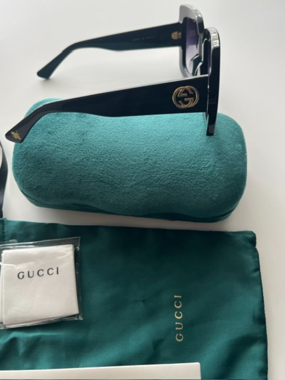 Gucci GG0083S Women's Oversized Square Black Frame Sunglasses - Picture 9 of 11
